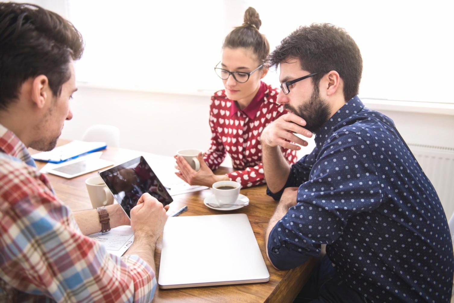 Analyse financière et données stratégiques pour entreprises